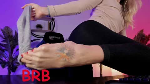 save the qween online show from 01/17/25, 08:45
