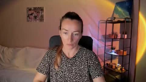 save the qween online show from 09/15/25, 09:42