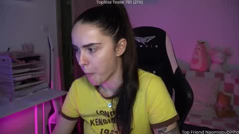 Snapshot of savvage_play chatting on 12/13/25, 07:53 Naomi online show from 12/13/25, 07:53