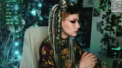Snapshot of say_mary chatting on 01/07/26, 11:18 pronoun she. name Mary. age 21. online show from 01/07/26, 11:18