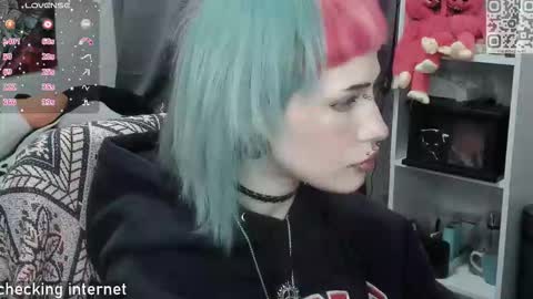 Snapshot of say_mary chatting on 02/18/26, 12:34 pronoun she. name Mary. age 21. online show from 02/18/26, 12:34