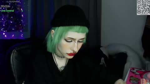 Snapshot of say_mary chatting on 03/07/26, 02:30 pronoun she. name Mary. age 21. online show from 03/07/26, 02:30
