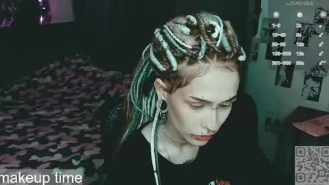 Snapshot of say_mary chatting on 06/06/26, 06:45 pronoun she. name Mary. age 21. online show from 06/06/26, 06:45