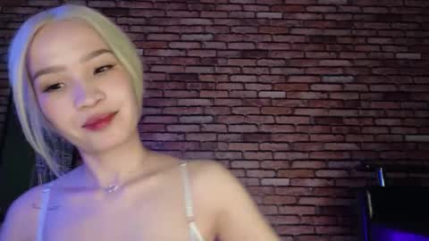 Saya online show from 11/14/25, 10:29