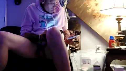 Snapshot of sayhi2mylilguy chatting on 11/08/25, 06:13 sayhi2mylilguy online show from 11/08/25, 06:13