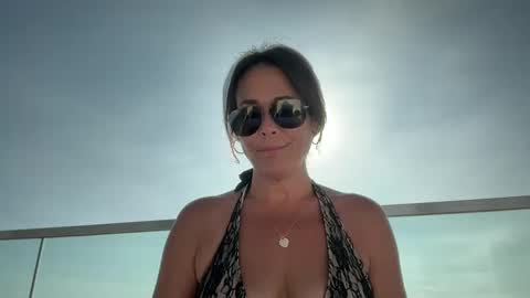 Good Girls Say Please...and Thank You online show from 09/27/25, 11:21