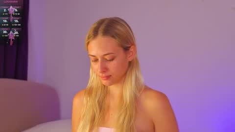 Hello guys our name is Emily Nicole Alice. We are very funny and love to spend time well online show from 09/23/25, 04:10