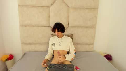 scaarlett_22 online show from 10/08/25, 05:32