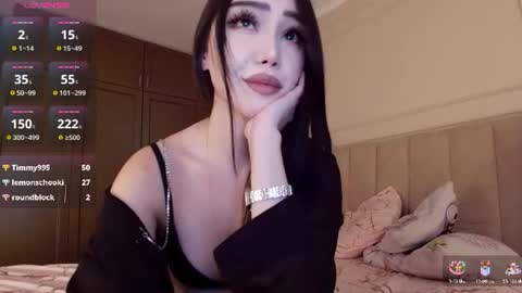 Snapshot of scamelia chatting on 07/05/26, 06:37 scamelia online show from 07/05/26, 06:37