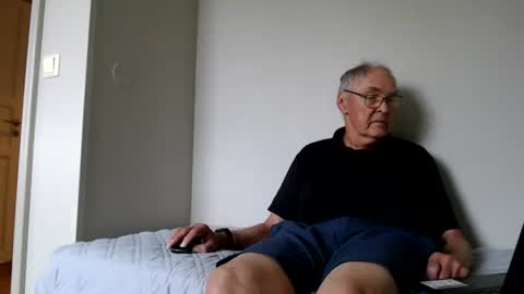 Scand online show from 06/12/26, 01:32