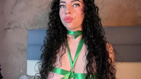 Snapshot of scarlattaa_desire chatting on 03/17/26, 03:44 SCARLATTA DESIRE online show from 03/17/26, 03:44