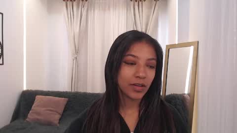 Snapshot of scarleet_miaa chatting on 05/07/26, 08:25 Scaelet Mia online show from 05/07/26, 08:25