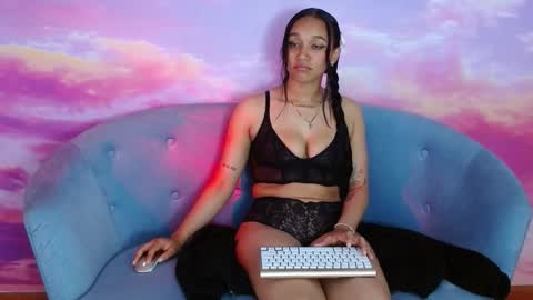 Snapshot of scarleett_ebony chatting on 11/04/25, 07:35 scarleett_ebony online show from 11/04/25, 07:35