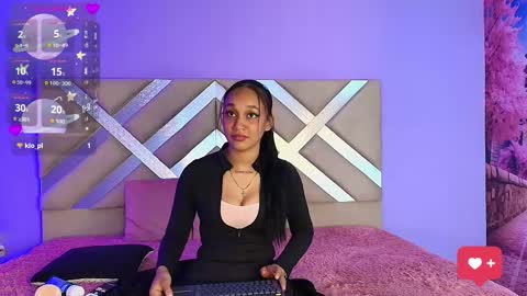 Snapshot of scarleett_ebony chatting on 11/18/25, 07:40 scarleett_ebony online show from 11/18/25, 07:40