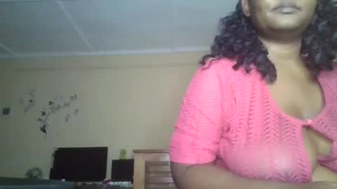 Snapshot of scarlet_25142359 chatting on 10/04/25, 12:19 scarlet_25142359 online show from 10/04/25, 12:19