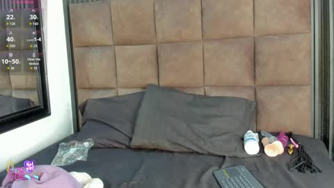 Snapshot of scarlet__love__ chatting on 05/26/26, 11:39 scarlet__love__ online show from 05/26/26, 11:39
