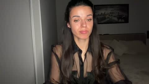 Snapshot of scarlet_daisy_ chatting on 06/09/26, 07:09 Sophie online show from 06/09/26, 07:09