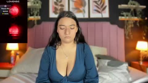 Claudia  online show from 07/01/26, 11:48