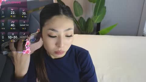 Snapshot of scarlet_ice chatting on 11/26/25, 05:19 scarlet_ice online show from 11/26/25, 05:19