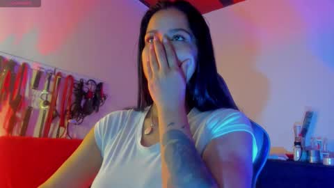 scarlet taylor kennedy online show from 01/10/26, 08:43