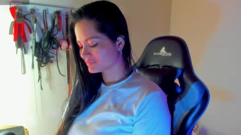 scarlet taylor kennedy online show from 05/15/26, 09:22