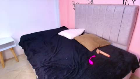 SCARLET MILF online show from 10/12/25, 11:42