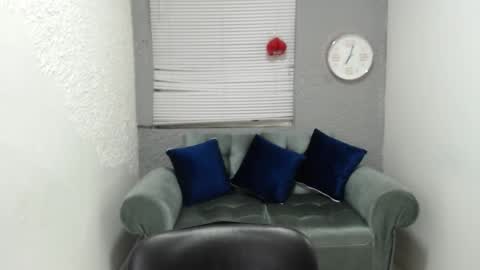 scarlet_redhead online show from 10/16/25, 12:28