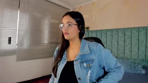 Scarlet  online show from 02/21/25, 12:50
