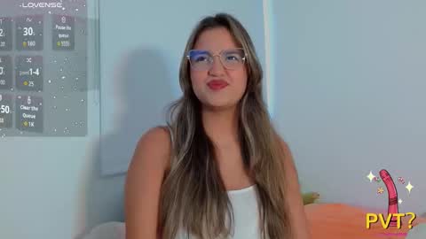 Scarlet  online show from 11/06/25, 09:15