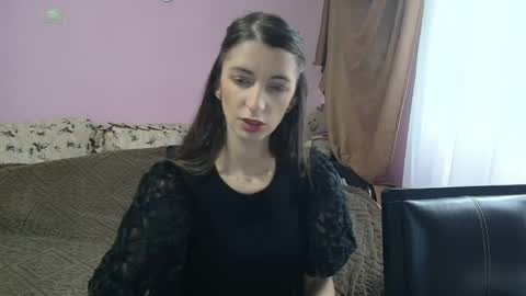 Snapshot of scarlet_rosse chatting on 05/15/26, 07:37 Scarlet online show from 05/15/26, 07:37