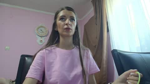 Snapshot of scarlet_rosse chatting on 05/23/26, 07:35 Scarlet online show from 05/23/26, 07:35