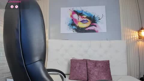 Snapshot of scarletbaker__ chatting on 01/10/26, 07:26 Scarlet online show from 01/10/26, 07:26