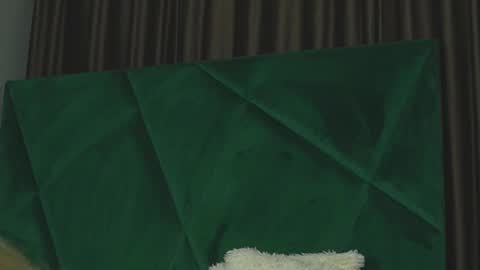 Scarlet online show from 10/27/25, 10:25