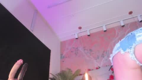 Snapshot of scarletdavis_ chatting on 06/09/26, 12:06 Scarlet Dayana online show from 06/09/26, 12:06