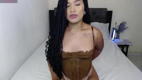 Scarlet Fox online show from 10/02/25, 11:12