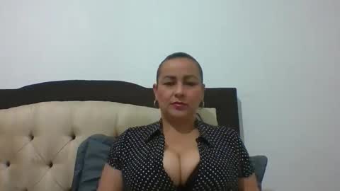 Snapshot of scarletglow1 chatting on 11/09/25, 02:10 scarletglow1 online show from 11/09/25, 02:10