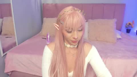 Scarlet  online show from 06/02/26, 08:49