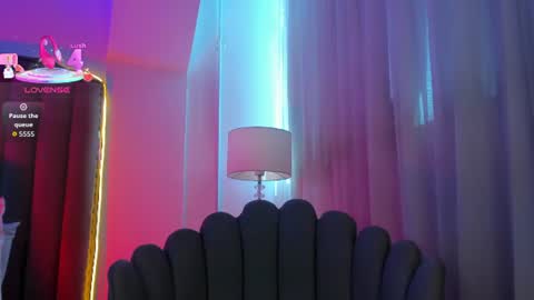              online show from 06/11/26, 08:18