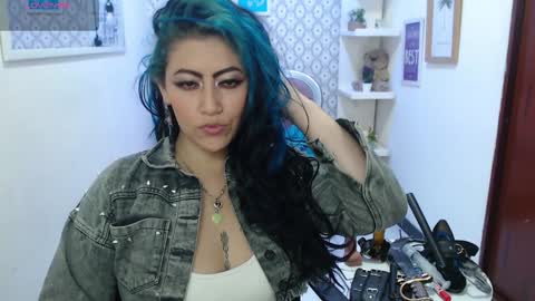 Scarleth online show from 01/17/25, 03:23