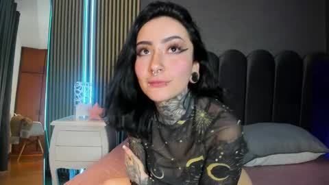 Snapshot of scarleth_fg_ chatting on 04/21/26, 02:51 Scarleth online show from 04/21/26, 02:51