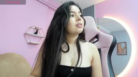 Snapshot of scarleth_kiss_ chatting on 12/05/25, 06:15 Scarleth online show from 12/05/25, 06:15