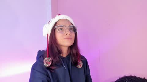 I am  Scarleth  Check mi profile online show from 12/29/24, 09:20