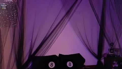 Snapshot of scarleth_shadow chatting on 10/26/25, 12:27 SCARLETH online show from 10/26/25, 12:27