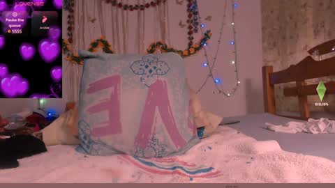 scarlethh hott online show from 12/20/24, 11:00