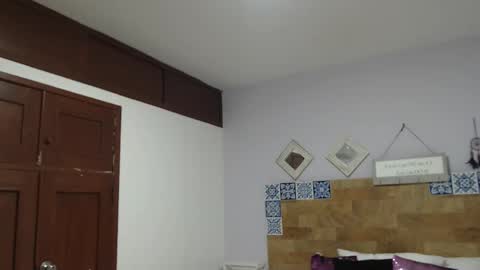 scarlet  online show from 09/26/25, 10:08