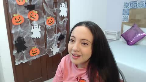 scarlet  online show from 10/15/25, 10:04