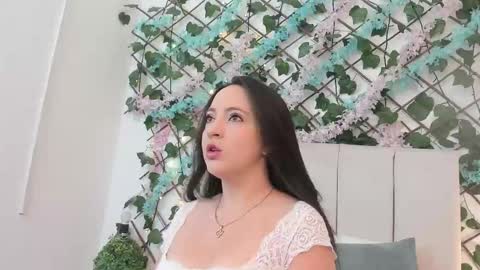 scarlet  online show from 11/20/25, 10:37