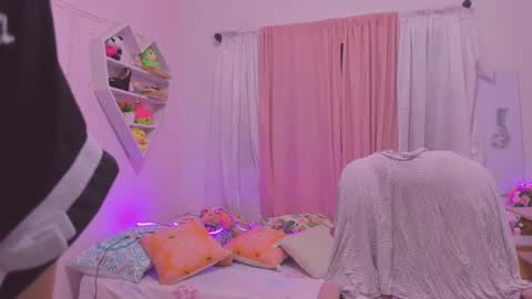 Scarletliz online show from 02/24/25, 12:05