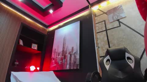 Scarlet online show from 09/26/25, 04:16