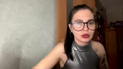 scarletpetal online show from 01/26/25, 10:34